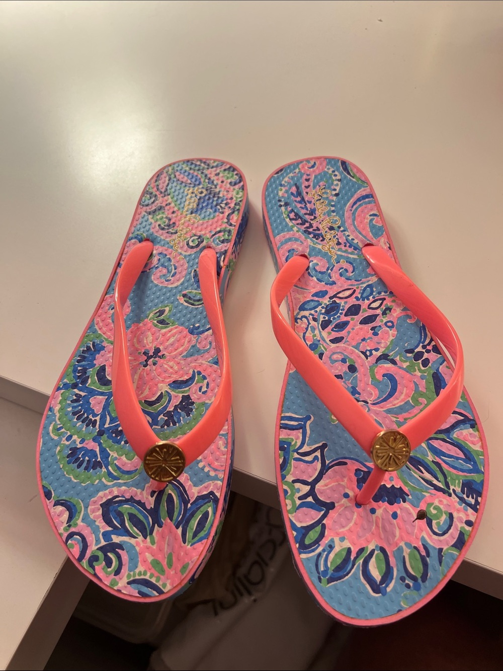 Lilly Pulitzer Coral Pink Patterned Flip Flops